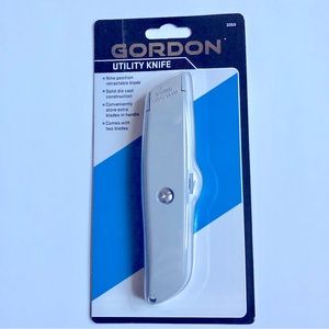 3/$12 NEW GORDON Utility Knife 9-position retractable blade with 2 Blades Silver